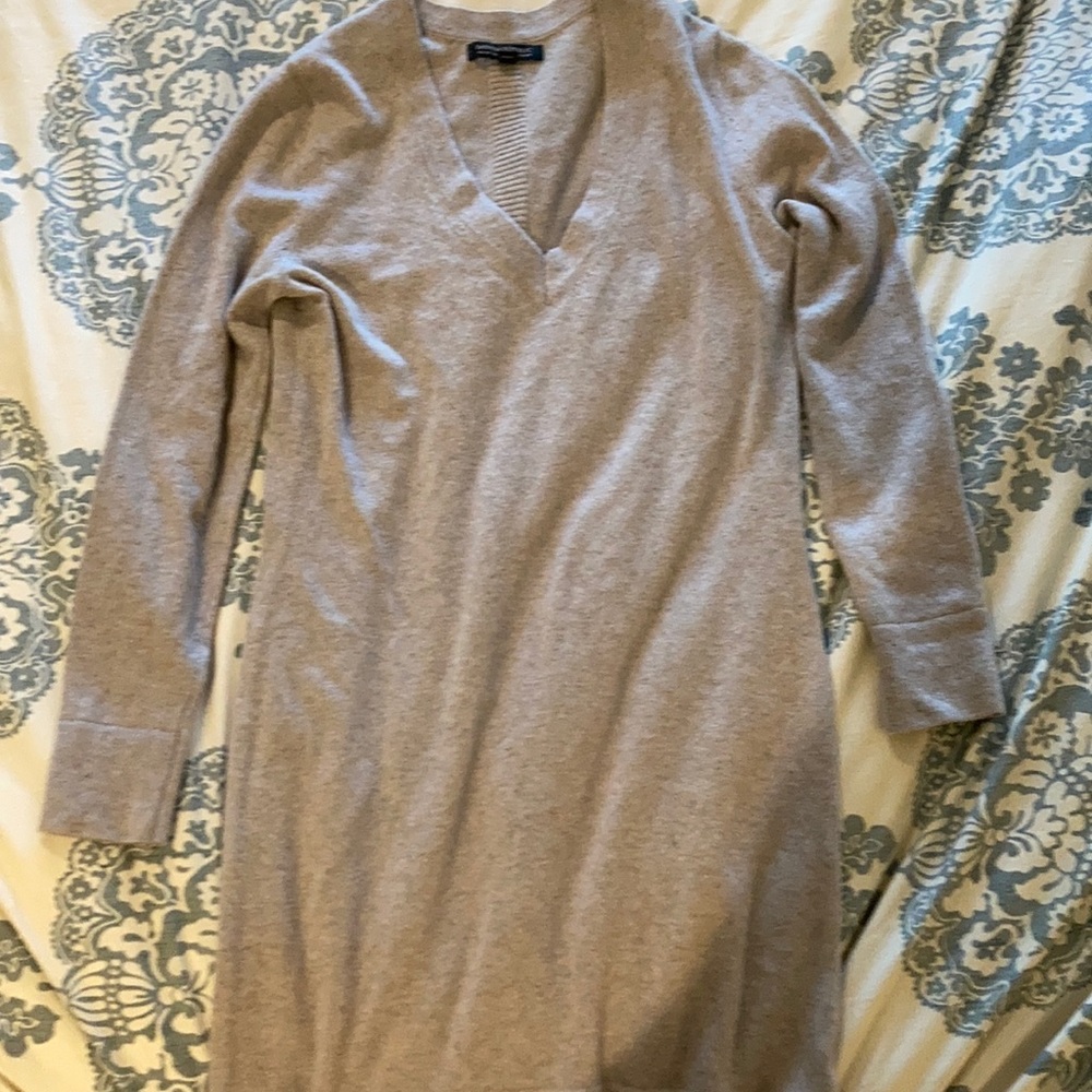 Women’s S Banana Republic Light Gray VNeck Sweater